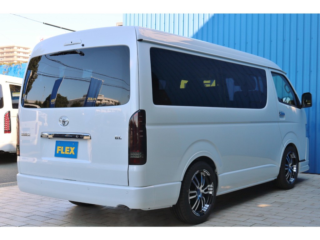 内外装フルカスタムの１台！各種オートローン・オートリースも取り扱っております！全国販売大歓迎♪全国納車も承りますので、お気軽にお問い合わせ下さい！