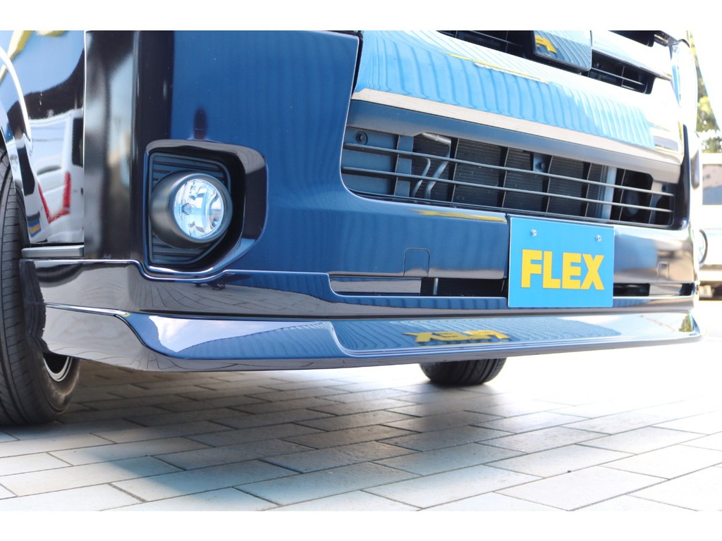 新品のＦＬＥＸフロントリップスポイラーを装着！ノーマルだと寂しいフェイス回りもこれでグッと印象が変わります！