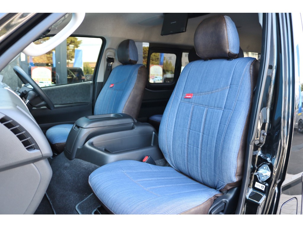 個性をより引き立たせるデニムシートカバー！