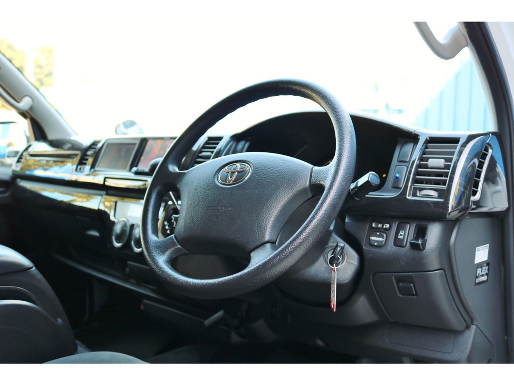 走行距離を感じさせない内外装の程度です！