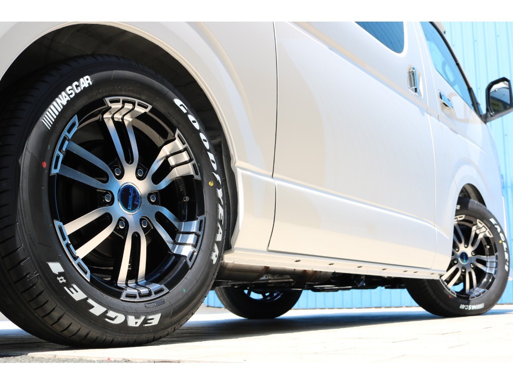 トヨタ ハイエースバン 2.8 スーパーGL ダークプライムⅡ ロング