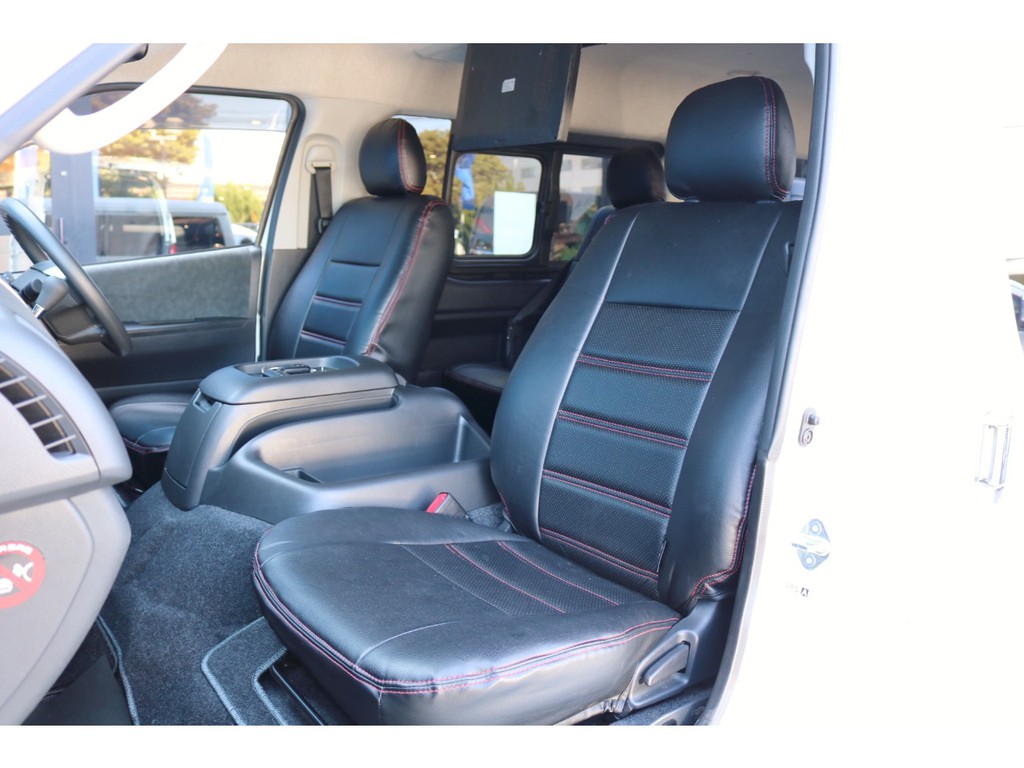 シートカバー付きでお手入れも楽になります♪