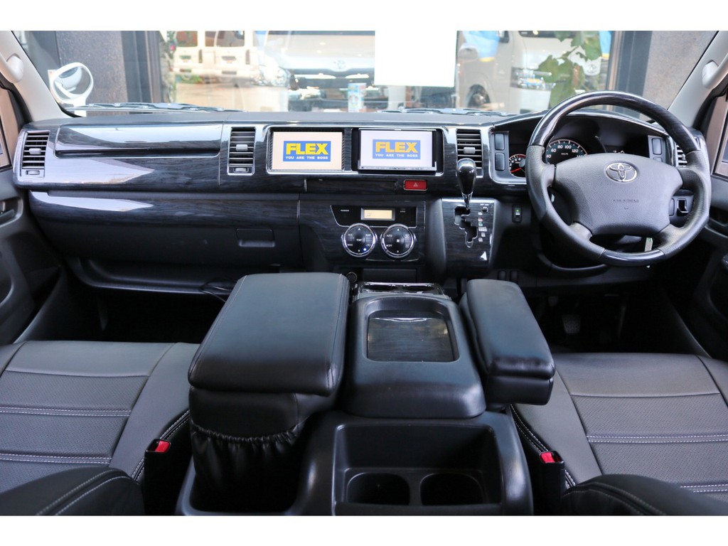 平成２３年式　ハイエース　バン　Ｓ－ＧＬ　ワイド　２７００ｃｃ　ガソリン　走行６５，１００ｋｍ