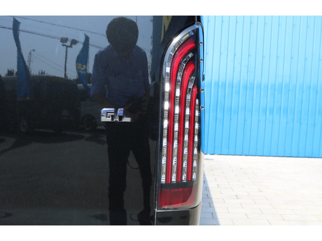 ＦＬＥＸ煌きレッドＬＥＤテールランプ！