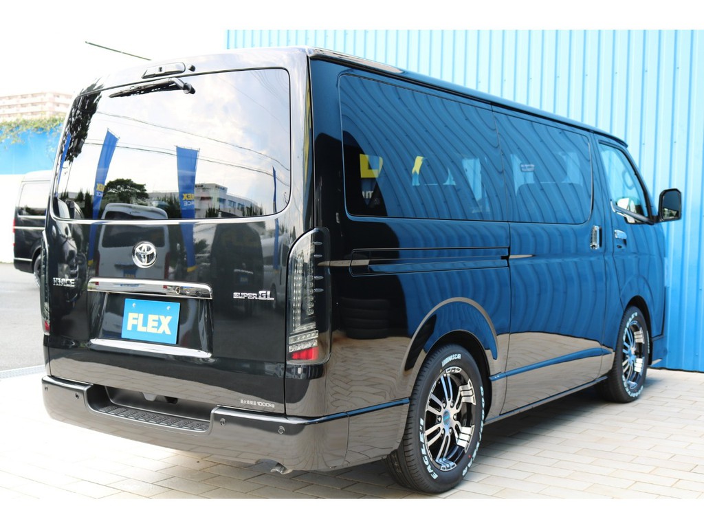 内外装カスタムを施した１台！全国販売大歓迎♪全国納車も承りますので、お気軽にお問い合わせ下さい！