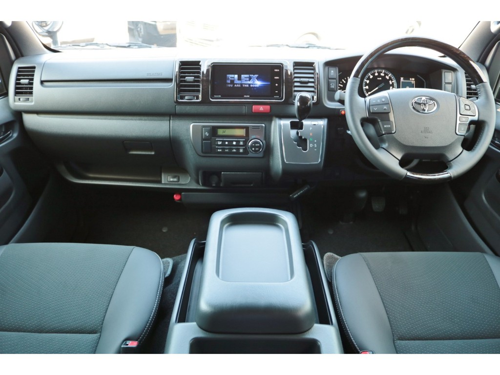 改良後新型！未登録新車　ハイエースＶ　スーパーＧＬ　特別仕様車「ダークプライムⅡ」　２８００ｃｃ　ディーゼル　２ＷＤ