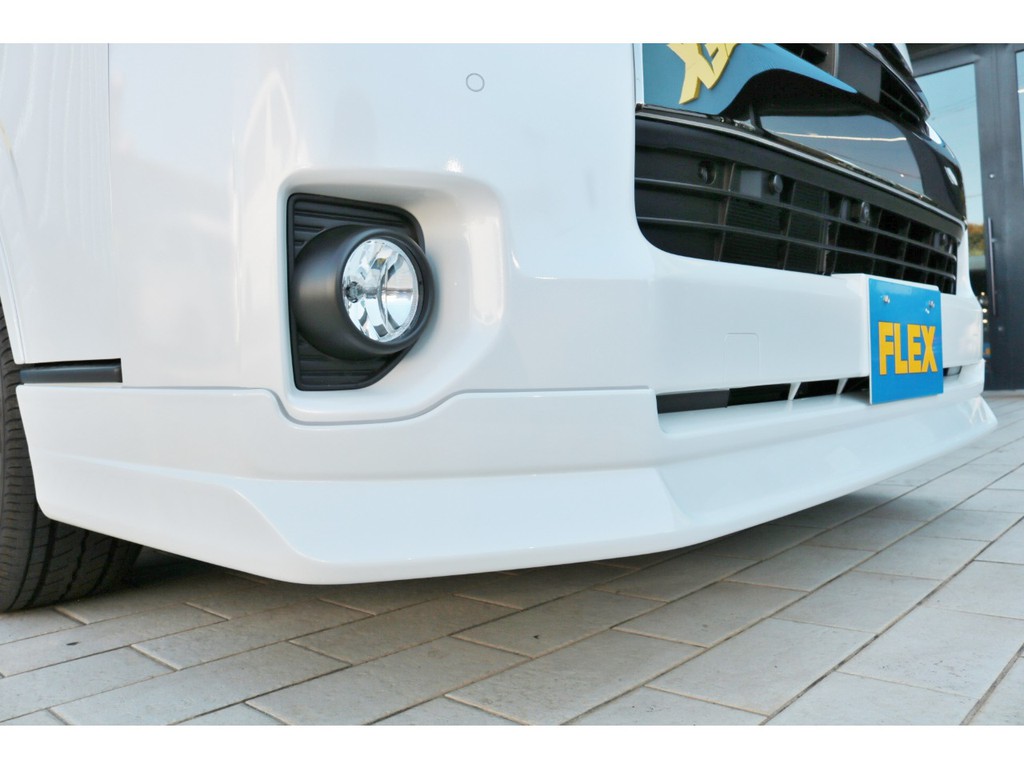 ＦＬＥＸフロントリップスポイラーでフェイス回りが引き締まりますね♪