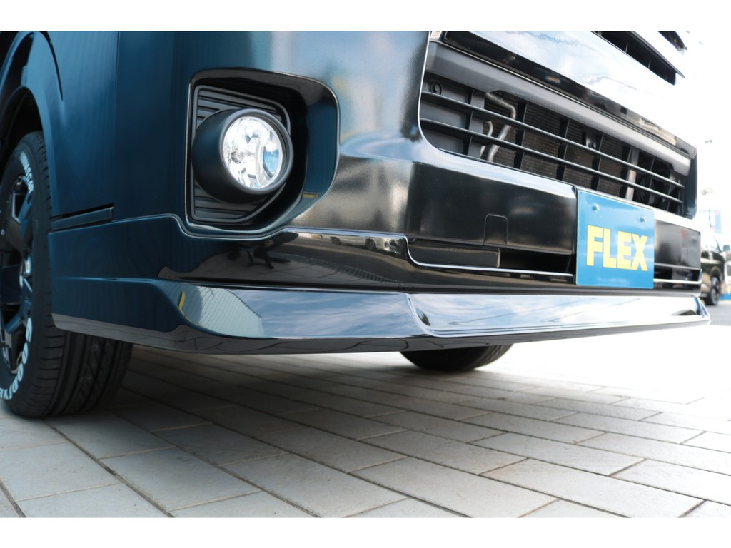 ＦＬＥＸデルフィーノラインフロントスポイラー付きでフェイス周りが引き締まります♪