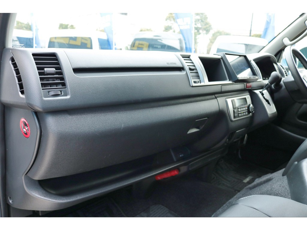 助手席側のインテリアもキレイな状態です♪