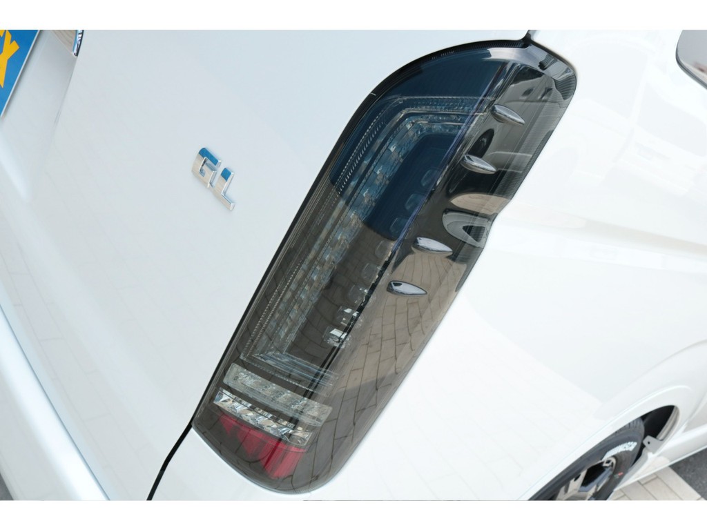 ＦＬＥＸプレステージブラックＬＥＤテールランプを装着しました！