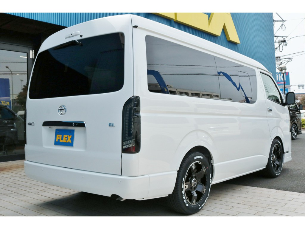 内外装カスタムを施した１台！全国販売大歓迎♪全国納車も承りますので、お気軽にお問い合わせ下さい！