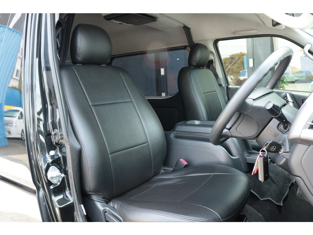 シートカバー付きでお手入れも楽になりますね♪