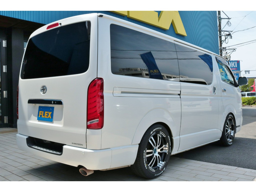 新品のＦＬＥＸカスタムを施した１台！全国販売大歓迎♪全国納車も承りますので、お気軽にお問い合わせ下さい！