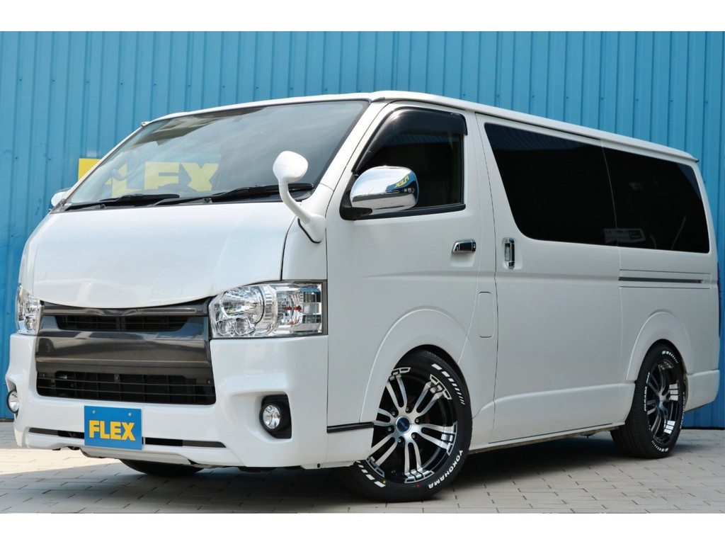 平成２７年式！ハイエーススーパーＧＬディーゼル入庫！新品のＦＬＥＸカスタムを施したお買い得車に仕上げました！両側パワースライドドアなどメーカーオプションも充実！全国販売大歓迎です！