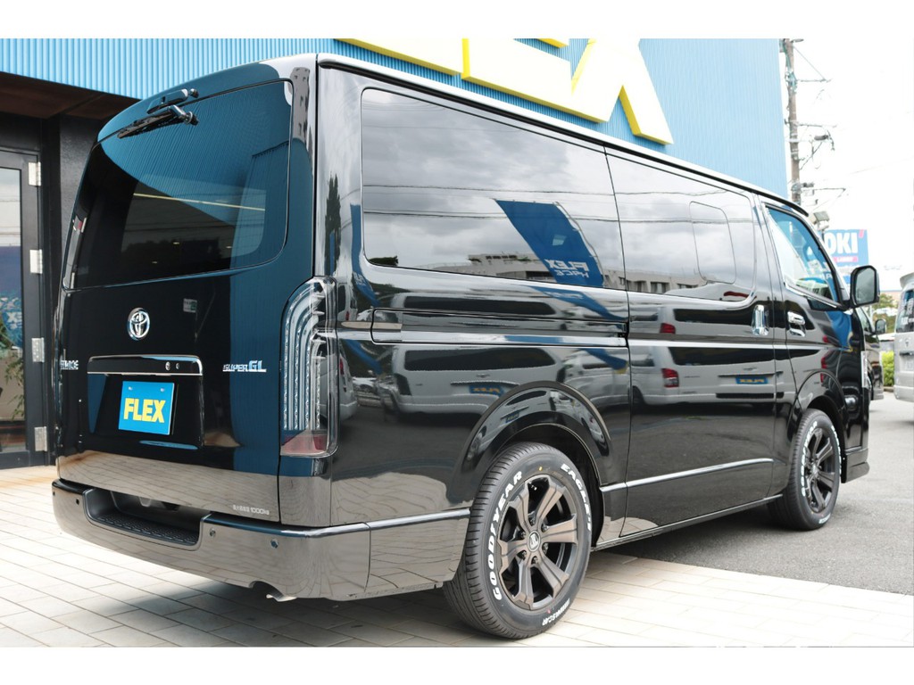 内外装人気カスタムを施した１台！全国販売大歓迎♪全国納車も承りますので、お気軽にお問い合わせ下さい！