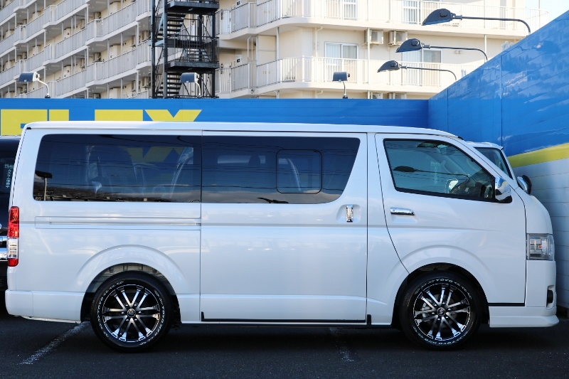 新車未登録車両ですのでご購入後の登録年月日からディーラー保証（5年間・10万キロ）が付きます！