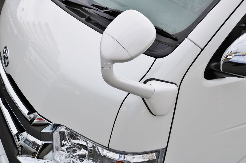 フロントアンダーミラーもボディー同色塗装済みです！