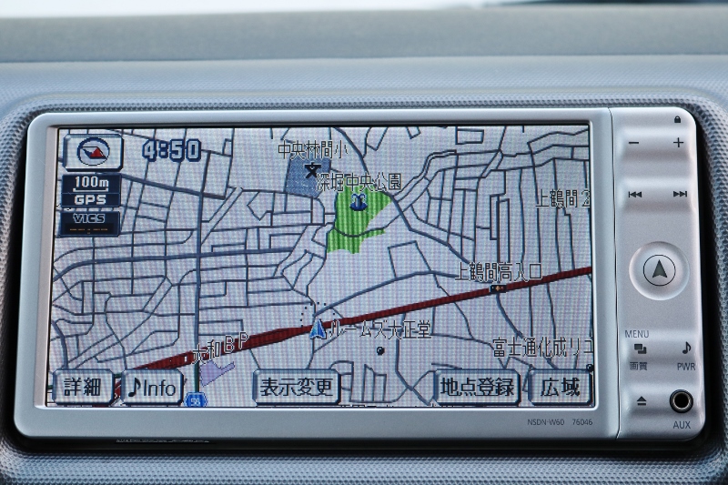 SDナビなので地図の更新も楽々です！