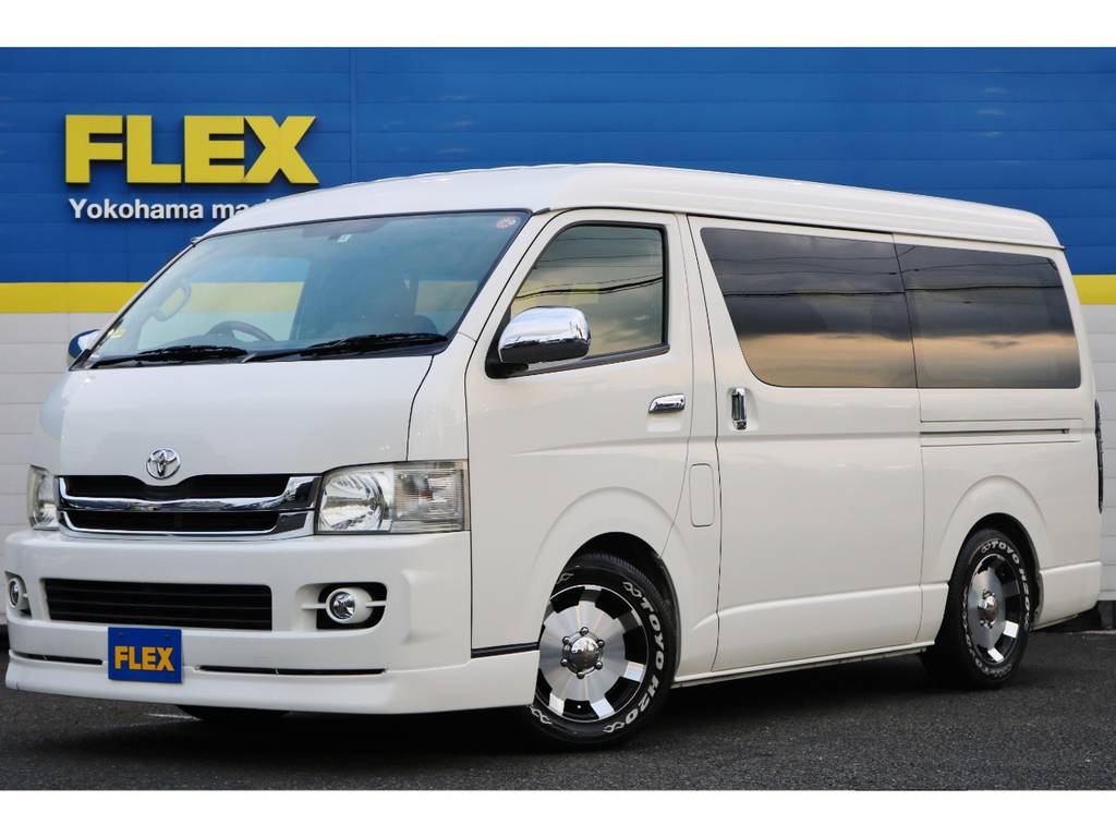 ２型ハイエースワゴンＧＬ　３人掛けシートの８人乗りスライドレール付きが入荷いたしました☆