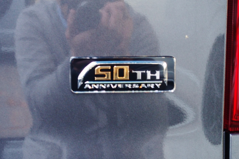 限定の５０ＴＨエンブレム♪