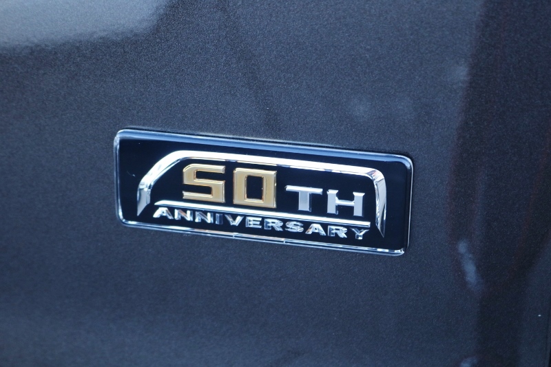 特別仕様車！！５０ＴＨ　ＡＮＮＩＶＥＲＳＡＲＹ♪