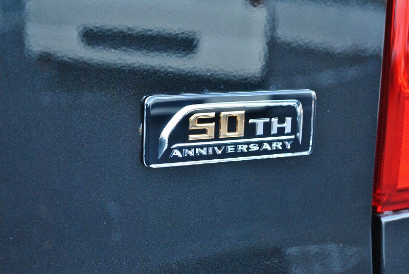 限定車の証５０ＴＨエンブレム付き♪