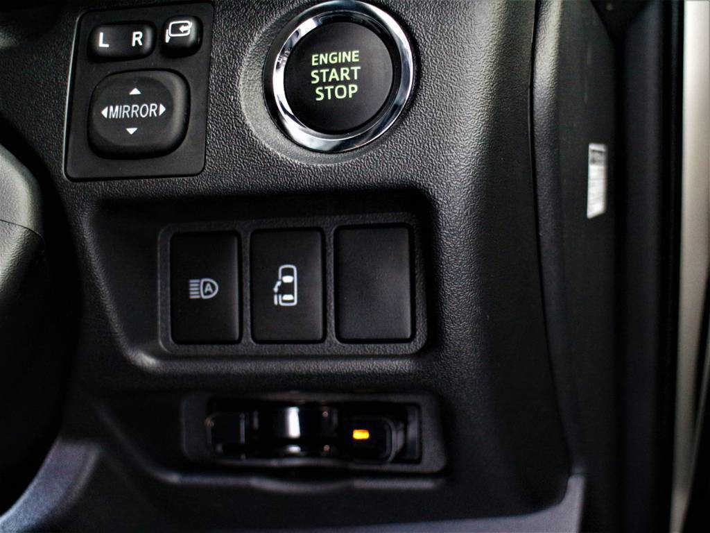 パワースライドドア付きなので運転席からの開けれます♪