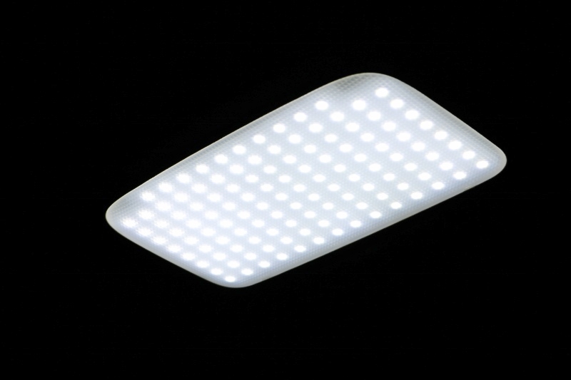 室内を明るくするＬＥＤに交換済みです！