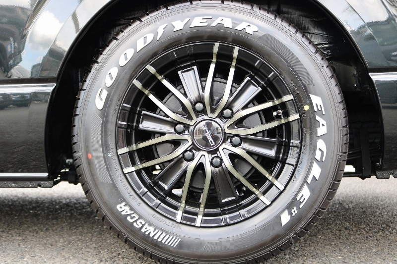 デルフ　１６インチ＆ＧＯＯＤＹＥＡＲ　ＮＡＳＣＡＲの組み合わせ！