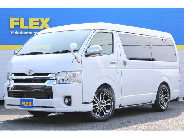 納期半年のファインテックツアラー４ＷＤが入庫いたしました！