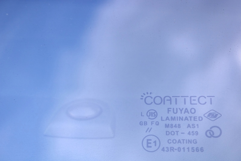 フロントガラスはＣＯＲＴＴＥＣＴに交換済み！