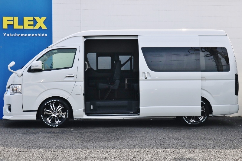 車内空間が広大なスーパーロング　ハイルーフ！