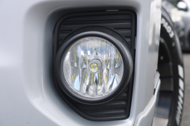 LEDフォグランプ装備！
