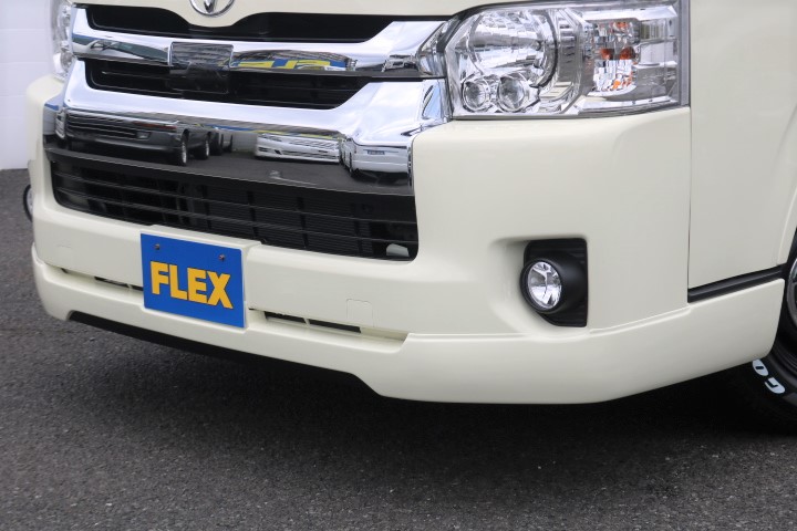 フロントスポイラー　Ver.1（塗分け）が装着済みです！