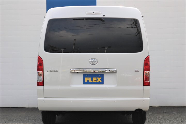 寒冷地仕様車オプション装備のバックフォグ付き！