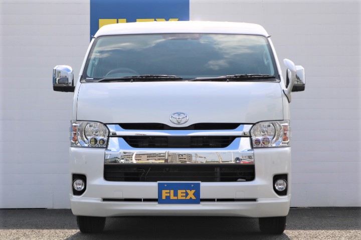 スタイリッシュなフロント周り！