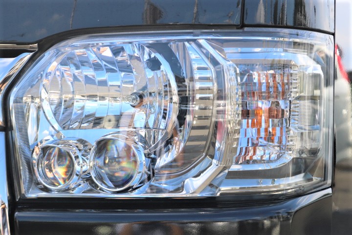 ダークプライムなので、ＬＥＤヘッドライトが標準装備されています！