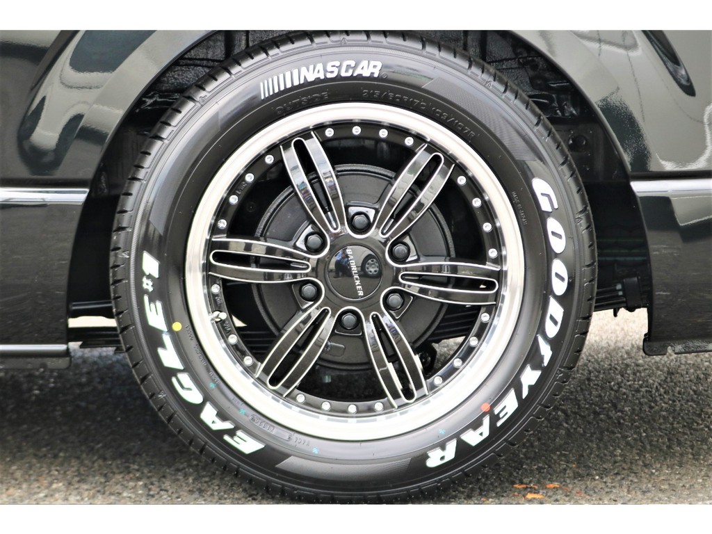 グットイヤー　ナスカータイヤです！！