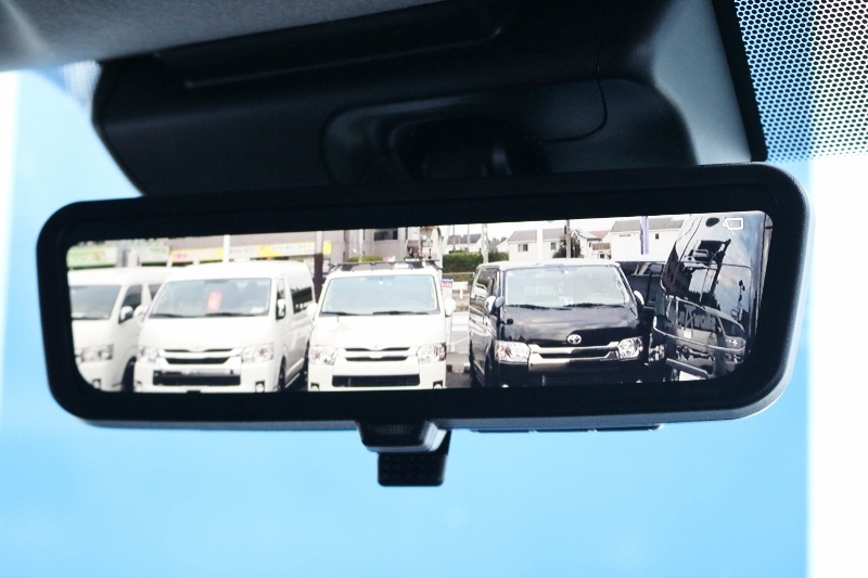 メーカーオプションのデジタルインナーミラ！