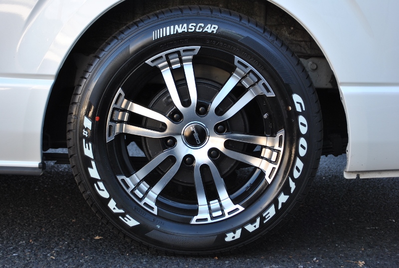 Delf02　１７インチ＆ナスカータイヤの組み合わせ！