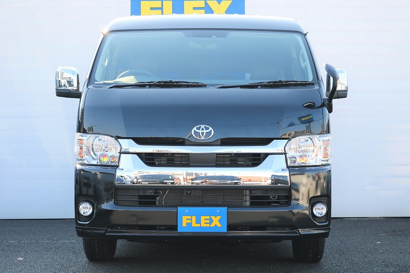 迫力のフロントマスク！