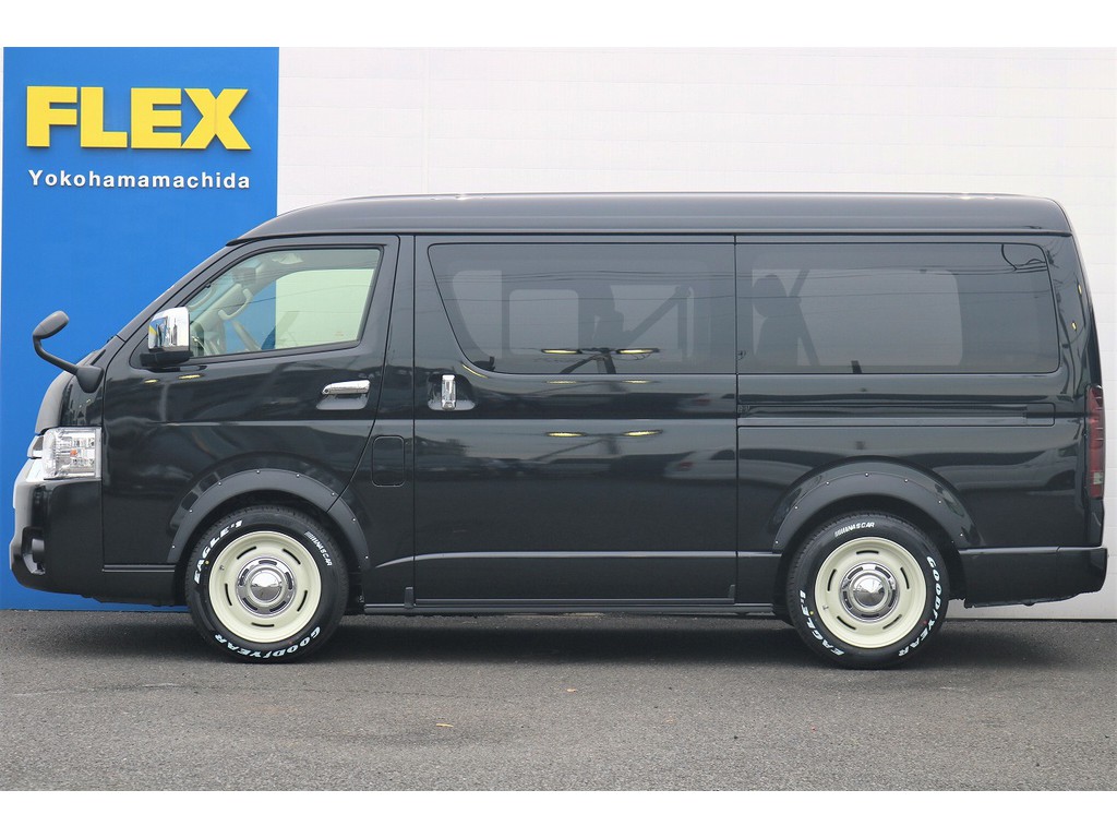 間口の広いスライドドアなので乗り降りも簡単です！