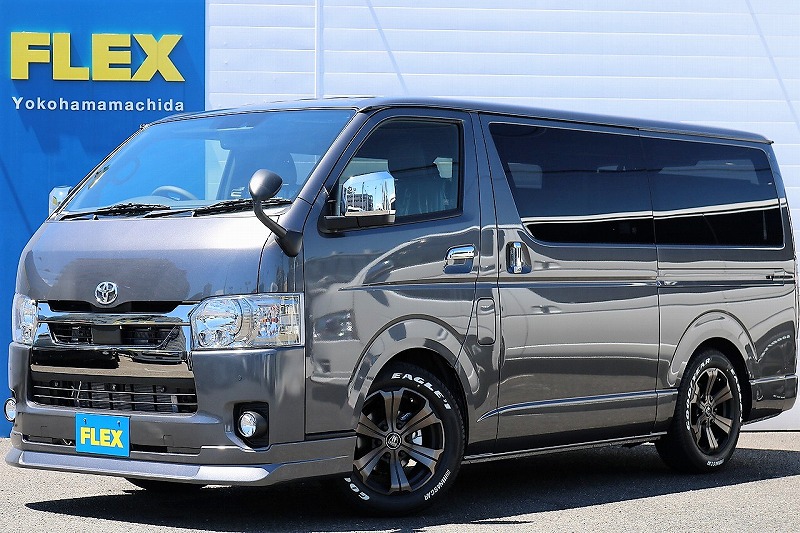希少なボディカラーのグレーはとても格好良いです！