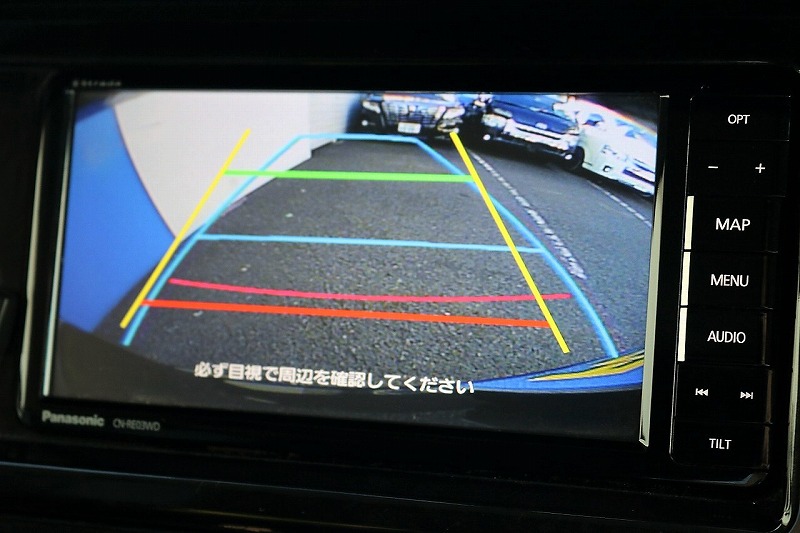 バックカメラ付なので車庫入れも安心です！