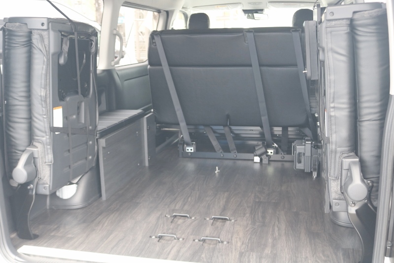 4列目は跳ね上げ可能です！