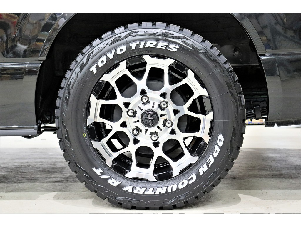 ナイトロパワー１６インチアルミホイール