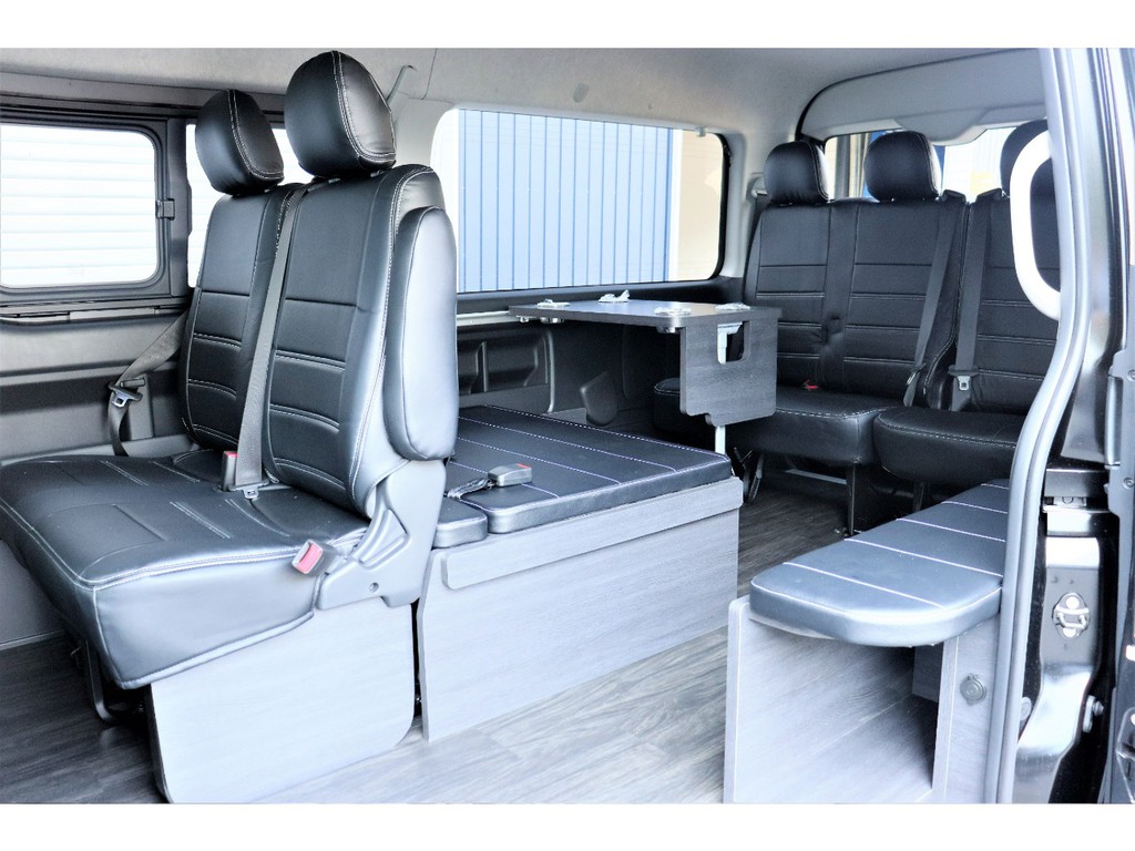 オリジナル内装架装Ver.1！テーブル付