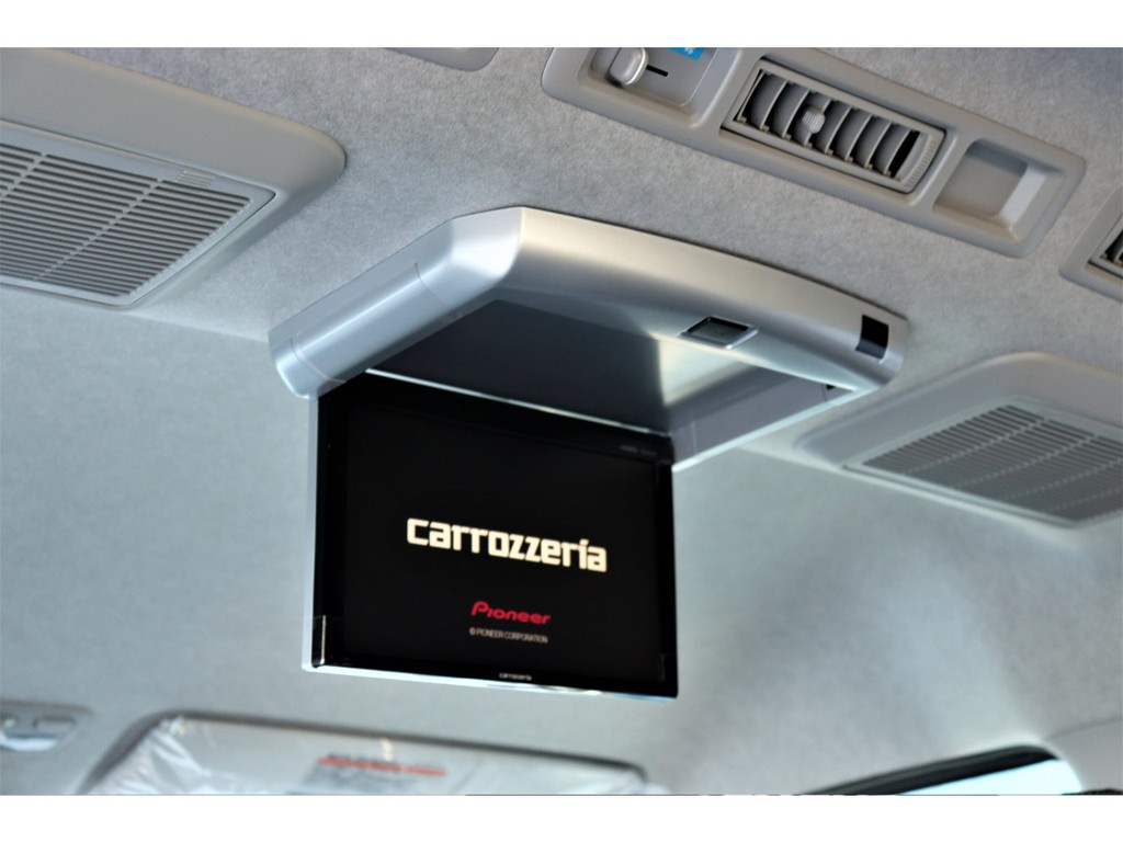 カロッツェリア製１０．２インチフリップダウンモニター