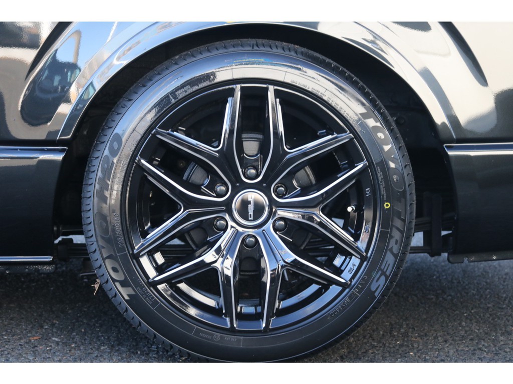 ＴOYOＨ20 タイヤ装着済みです！