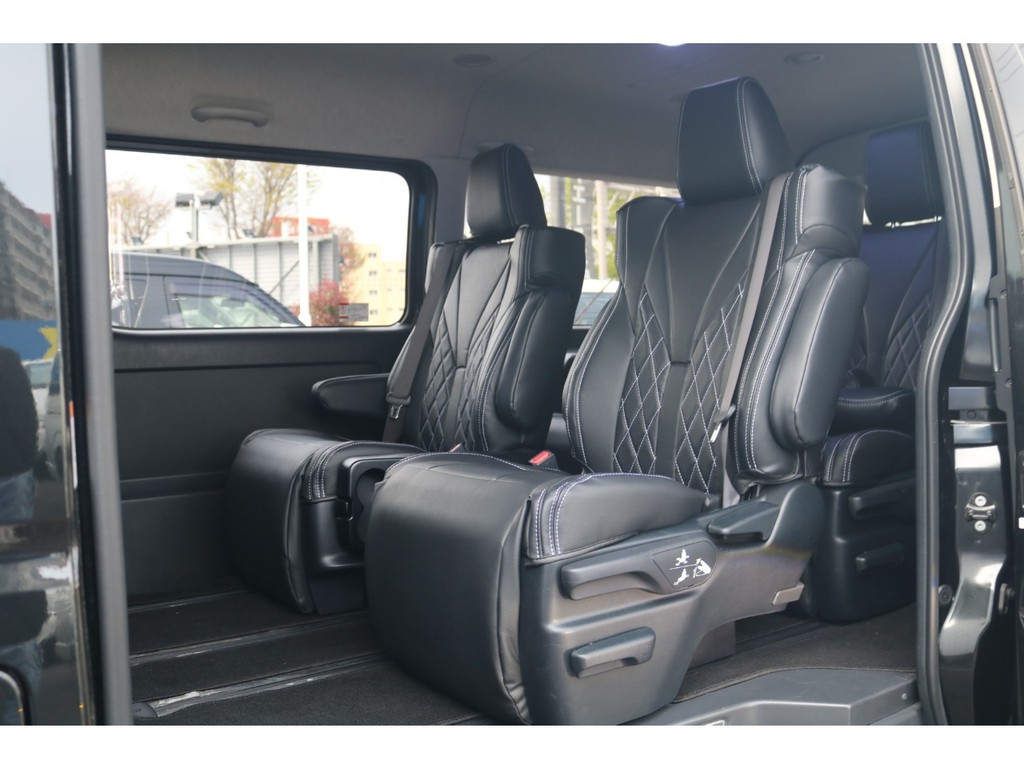 全席シートカバー装着